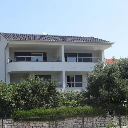 Zorica 4 * Lopar